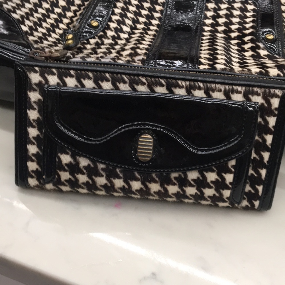 Cole Haan Houndstooth Patent Leather Bag & Wallet - Picture 10 of 13